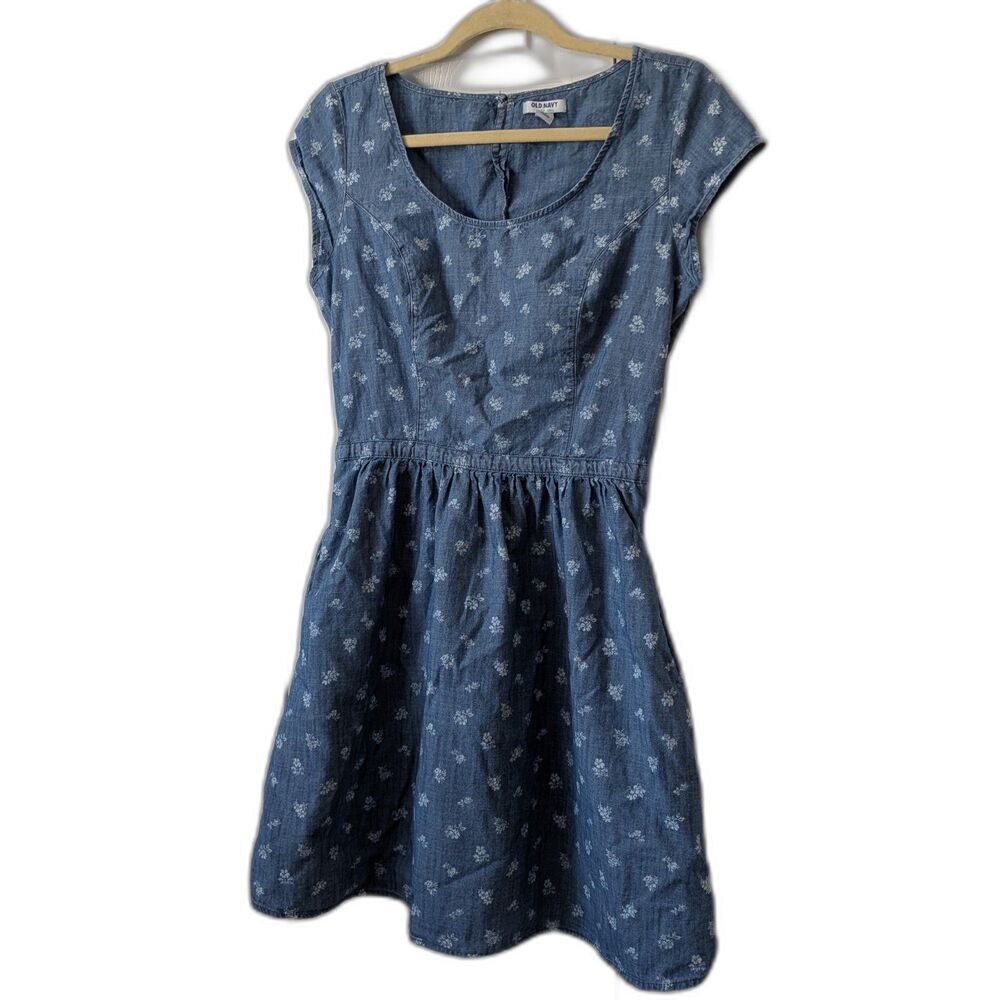 Old Navy Denim Cotton Floral Print Dress with Pockets 6 Cottage Spring Summer